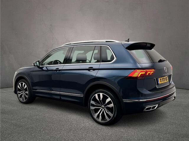 Volkswagen TIGUAN R-Line Business+ 1.4 TSI eHybrid 245pk DSG Automaat Trekhaak, Panoramadak, Elektrische achterklep, Achteruitrijcamera, Adaptive cruise control, Head up display