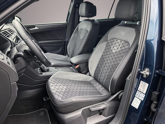 Volkswagen TIGUAN R-Line Business+ 1.4 TSI eHybrid 245pk DSG Automaat Trekhaak, Panoramadak, Elektrische achterklep, Achteruitrijcamera, Adaptive cruise control, Head up display