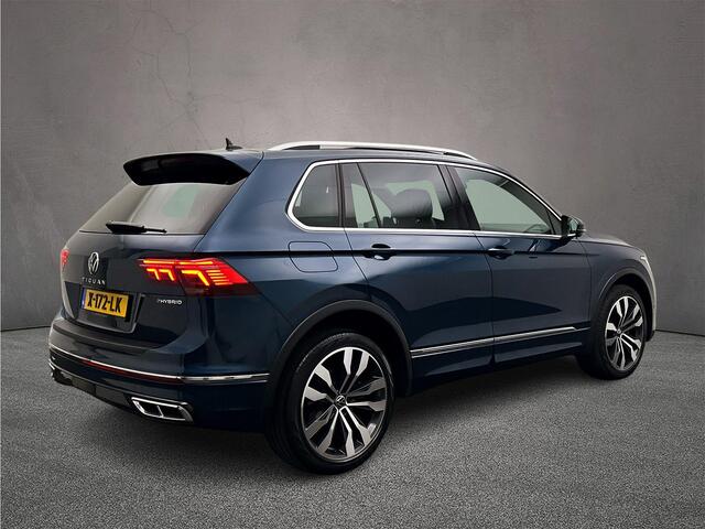 Volkswagen TIGUAN R-Line Business+ 1.4 TSI eHybrid 245pk DSG Automaat Trekhaak, Panoramadak, Elektrische achterklep, Achteruitrijcamera, Adaptive cruise control, Head up display