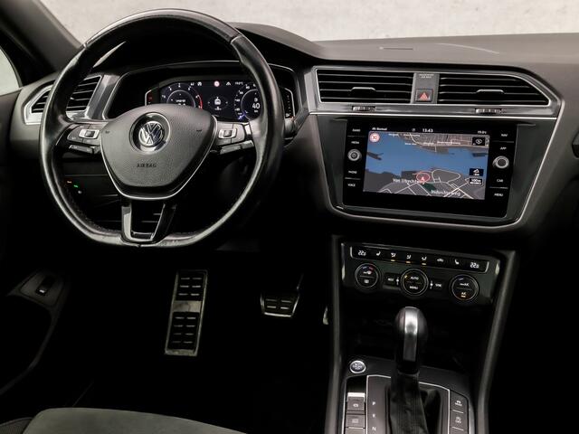 Volkswagen TIGUAN Allspace 1.5 TSI R-Line Sport 7 Persoons 150Pk Automaat (PANORAMADAK, VIRTUAL COCKPIT, APPLE CARPLAY, GROOT NAVI, CAMERA, SPORTSTOELEN, ZWART HEMEL, ADAPTIVE CRUISE, LED KOPLAMPEN, KEYLESS, NIEUWE APK, NIEUWSTAAT)