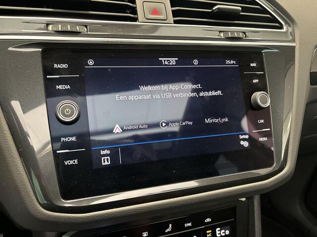 Volkswagen TIGUAN 1.4 Tsi 245pk DSG eHybrid Elegance · Panoramadak · Camera · Apple/Android Car Play · Keyless · IQ.Light · 18'' Inch ·