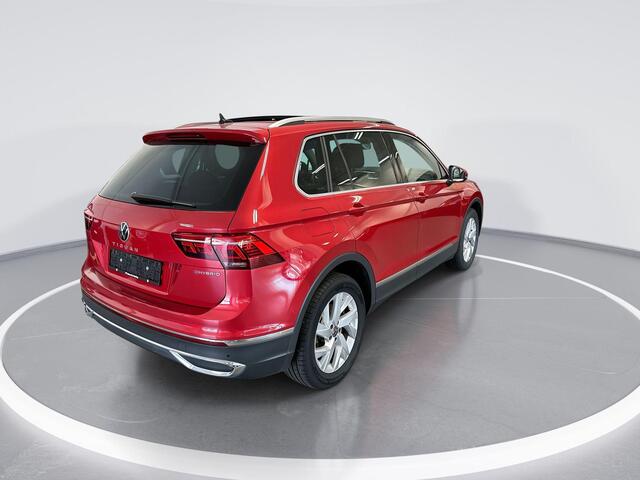 Volkswagen TIGUAN 1.4 Tsi 245pk DSG eHybrid Elegance · Panoramadak · Camera · Elek.Trekhaak · Elek. Achterklep · Keyless · 18'' Inch ·