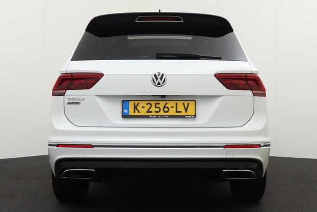 Volkswagen TIGUAN Allspace 2.0 TDI Highline R-Line 7-pers. Pano-dak Massage Adap. Cruise