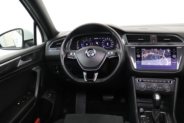 Volkswagen TIGUAN Allspace 2.0 TDI Highline R-Line 7-pers. Pano-dak Massage Adap. Cruise