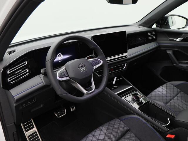 Volkswagen TIGUAN R-Line-Edition 1.5 eHybrid | 204 PK | Trekhaak | Ergonomische Voorstoelen | Stoelmassage | Black Style Pakket |