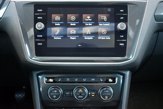Volkswagen TIGUAN 1.4 TSi Comfortline Business LED | Panoramadak | Dynaudio | Keyless | Trekhaak | Carplay