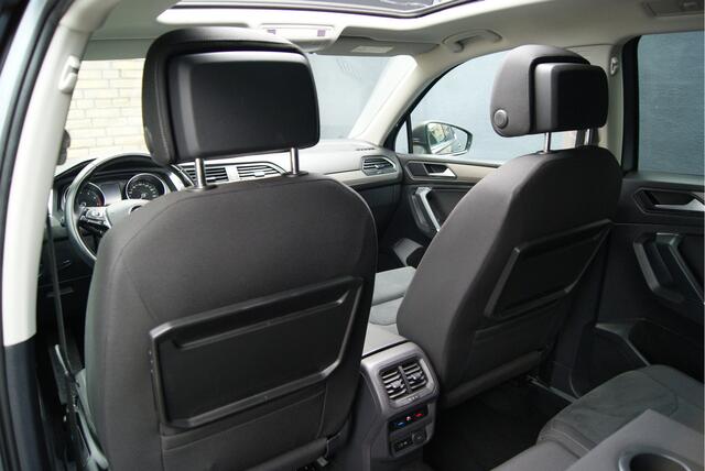 Volkswagen TIGUAN Allspace 1.5 TSI 150PK DSG 7p. Panorama/Carplay/Trekhaak/Camera/ACC/1ste eig. Aut7