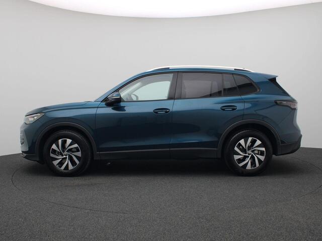 Volkswagen TIGUAN 1.5 eTSI Life Edition 150PK DSG Matrix-LED Verlichting, Navi, Keyless, Side Assist, Elektr. Achterklep, Alarm, Adaptieve Cruise Controle, Stoel-Stuurverwarming, Side Assist, Keyless, 17" LM Velgen