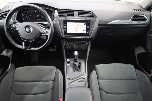 Volkswagen TIGUAN Allspace 1.5 TSI Highline 7p. 150PK / 110kW NL auto 1e eigenaar nieuw door ons geleverd, 7 zits, achteruitrijcamera (rear view), panoramadak, ergo stoel, verwarmbare voorstoelen, navigatie, elektrisch verstel-, verwarm- en inklapbare buitenspiegels (spieg