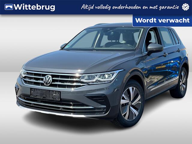 Volkswagen TIGUAN 1.4 TSI eHybrid 245pk DSG Life / Zwenkbare Trekhaak / 18'' LM velgen / Adaptive cruise control / Achteruitrij camera / Navigatie / Carplay