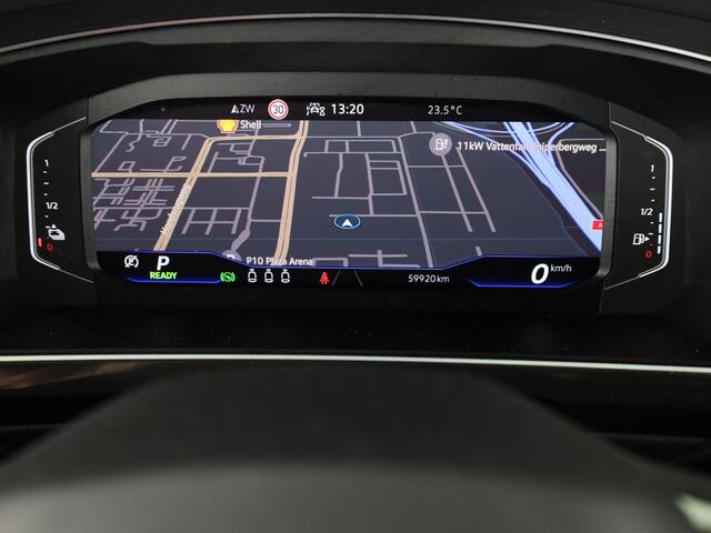 Volkswagen TIGUAN 1.4 TSI eHybrid Elegance 245 pk Automaat (DSG) | Navigatie | Panoramadak | Elektr. trekhaak | Parkeersensoren (Park assist) | Rondomzicht camera | Matrix LED koplampen |