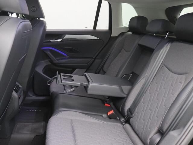 Volkswagen TIGUAN 1.5 eTSI Life Edition 150PK DSG full led, trekhaak, standkachel, adaptive cruise, side assist, stoelverwarming voor & achter, stuurwielverwarming, achteruitrijcamera, alarm, keyless, virtual pedal, 17" lichtmetaal