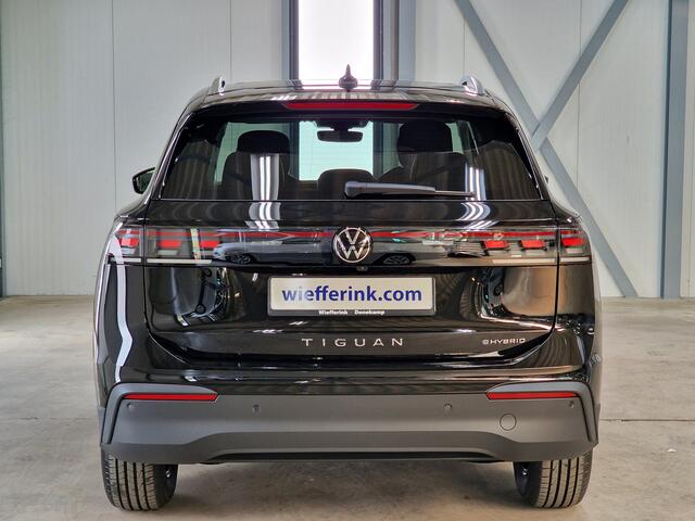 Volkswagen TIGUAN 1.5 eHybrid 204pk Life | Leren bekleding, Massage, Ventilatie | Pano. Schuifdak