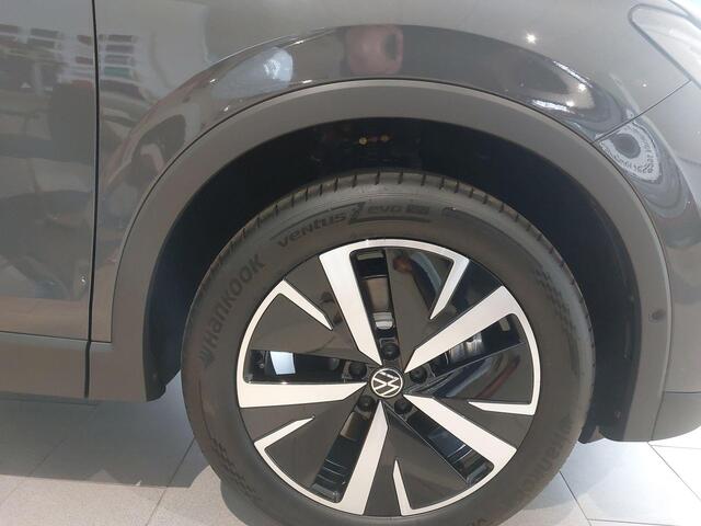 Volkswagen TIGUAN Life Edition 1.5 eHybrid 150 kW / 204 PK SUV 6 ver Panordamadak l 19" Catania l Led Matrix IQ Light