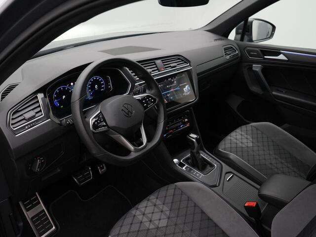 Volkswagen TIGUAN 1.5 TSI 150 pk DSG R-Line Business+ | Navigatie Discover Pro | Harman/Kardon Sound | Rondomzicht camera | Stoelverwarming