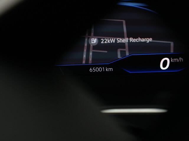 Volkswagen TIGUAN 1.4 TSI eHybrid 150 pk DSG Elegance | Panoramadak | IQ Light | Achteruitrijcamera | Standkachel | Adaptive Cruise | Park Assist | Sportstoelen | 19 inch