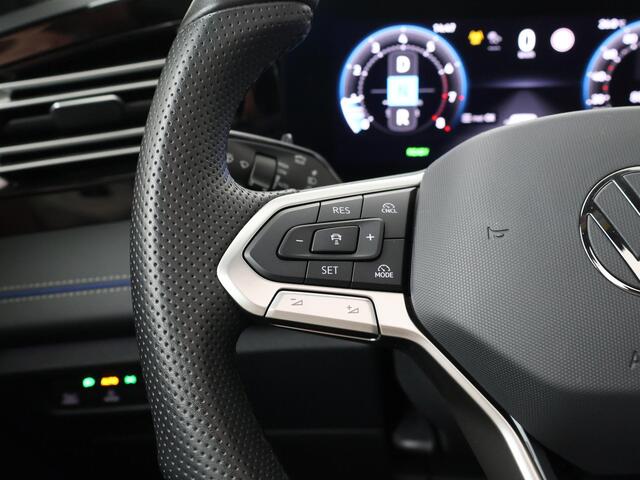 Volkswagen TIGUAN 1.5 eTSI R-Line Business | 150 PK | Automaat | Trekhaak | Panoramadak | Stoelverwarming | Sportstoelen