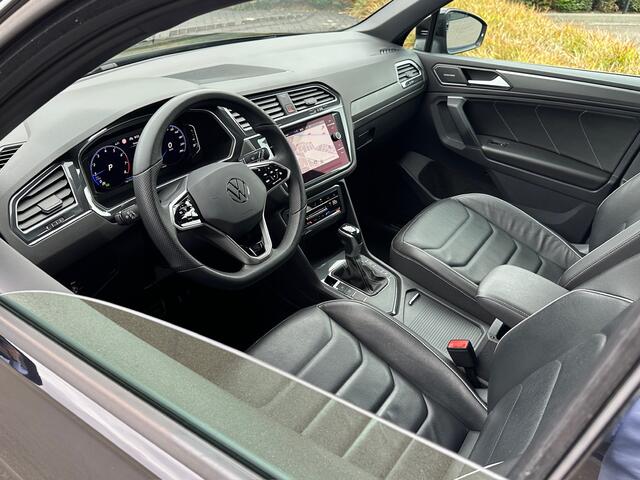 Volkswagen TIGUAN 1.5 TSI 150pk DSG R-Line | Black Style | Leder | Trekhaak | Harman/Kardon | 20 inch | Rijklaar incl. garantie