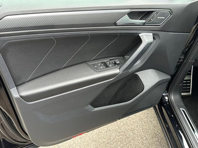 Volkswagen TIGUAN 1.5 TSI 150pk DSG R-Line | Black Style | Leder | Trekhaak | Harman/Kardon | 20 inch | Rijklaar incl. garantie