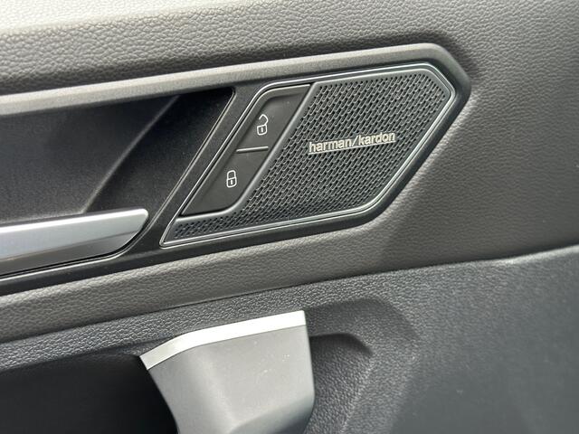 Volkswagen TIGUAN 1.5 TSI 150pk DSG R-Line | Black Style | Leder | Trekhaak | Harman/Kardon | 20 inch | Rijklaar incl. garantie