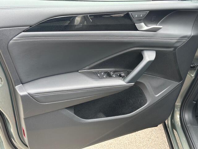 Volkswagen TIGUAN 1.5 eTSI Life | Trekhaak | Camera | Trekhaak | Dode hoek | Rijklaar incl. garantie