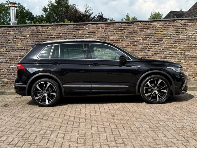 Volkswagen TIGUAN 1.5 TSI DSG 2x R-LINE Trekhaak 20 Inch Keyless