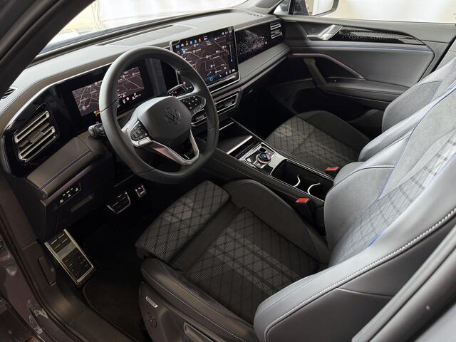 Volkswagen TIGUAN 1.5 eTSI R-LINE 3D LED GRILL 19''LMV ERGO.STOEL MASSAGE DESIGN PACK STOEL/STUUR VERW TREKHAAK 09/2024 "Volkswagen rijden begint bij Topautos.nl - 75 topmodellen direct op voorraad!"