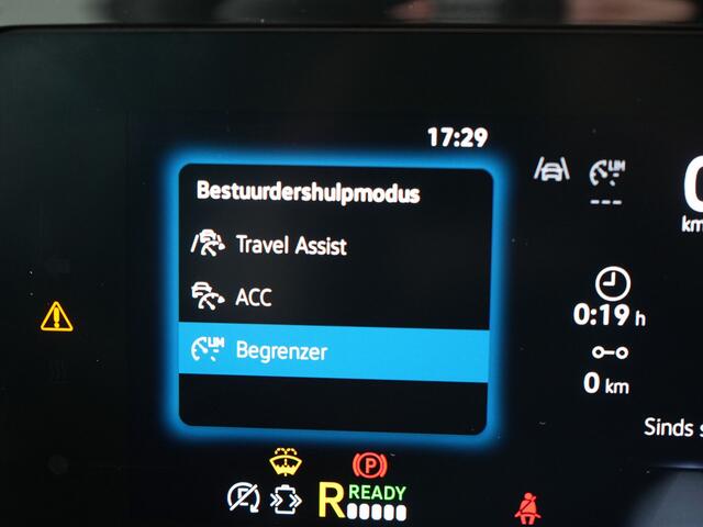 Volkswagen TIGUAN eHybrid R-Line Edition Plug In Hybrid 204pk Dealer O.H PHEV | Adaptive Cruise | 360 Camera | IQ Light | Alcantara Sportstoelen Massage | Apple Carplay | Travel Assist | Keyless | Sfeerverlichting | Navigatie | Virtual | DAB |