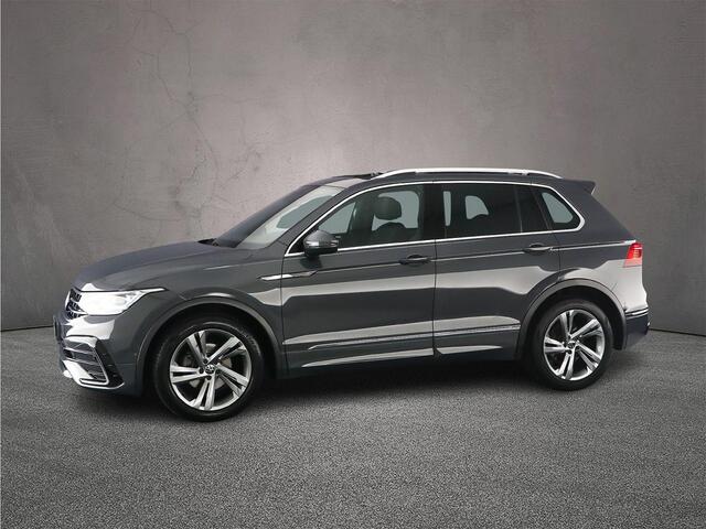 Volkswagen TIGUAN R-Line 1.5 TSI 150pk DSG Automaat Trekhaak, Lederen bekleding, Panoramadak, Adaptive cruise control, Elektrische achterklep, LED matrix koplampen