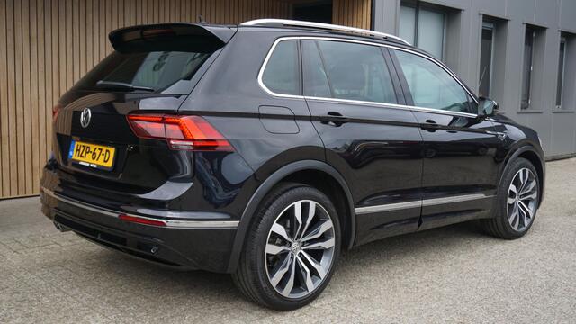 Volkswagen TIGUAN 2.0TSI 180pk 4Motion Highline R-line Pano Virtual Head-up Keyless Massage * 91569Km* 20 inch LM 360 camera * Nette Tiguan*