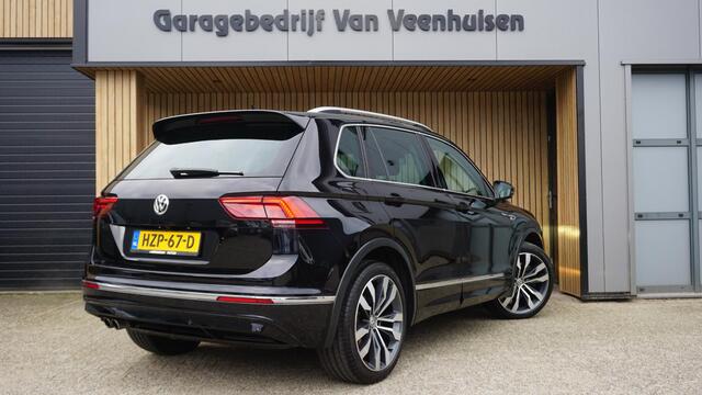 Volkswagen TIGUAN 2.0TSI 180pk 4Motion Highline R-line Pano Virtual Head-up Keyless Massage * 91569Km* 20 inch LM 360 camera * Nette Tiguan*