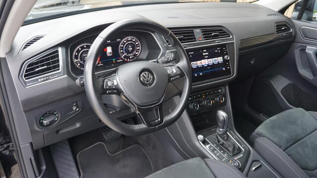 Volkswagen TIGUAN 2.0TSI 180pk 4Motion Highline R-line Pano Virtual Head-up Keyless Massage * 91569Km* 20 inch LM 360 camera * Nette Tiguan*