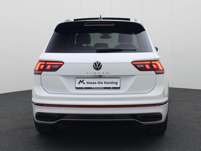 Volkswagen TIGUAN 1.5 Tsi 150pk DSG R-Line · Apple/Android Car Play · Panoramadak · Elek. Trekhaak · Navigatie · 360 Camera · 19'' Inch · garantie t/m 24-01-2026