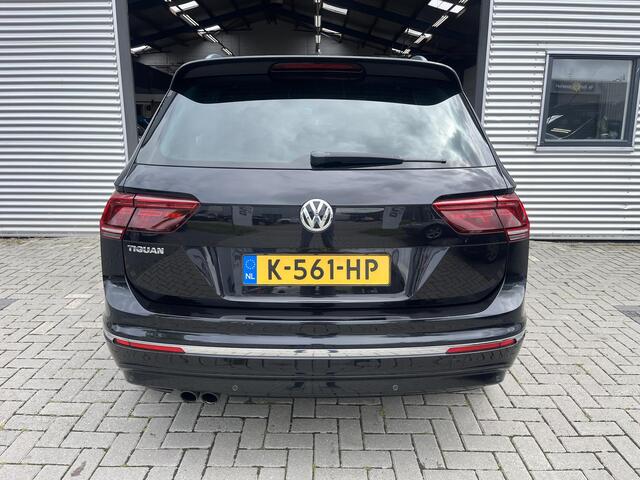 Volkswagen TIGUAN 1.4 TSI ACT R-Line / Pano / Trekhaak