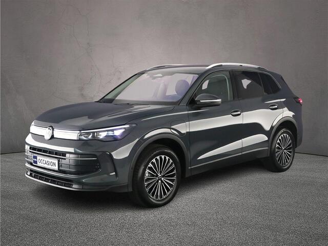 Volkswagen TIGUAN Life Edition 1.5 TSI eHybrid 204pk DSG Automaat Trekhaak, Achteruitrijcamera, Elektrische achterklep, Adaptive cruise control, LED koplampen, Verwarmde voorruit, Stoelverwarming