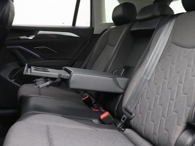 Volkswagen TIGUAN 1.5 eHybrid Life Edition 204PK DSG Trekhaak wegklapbaar, 18" Napoli, Harman & Kardon, Led Plus, Winterpakket plus, Elek. achterklep, Adaptive cruise control