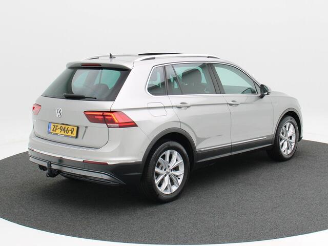 Volkswagen TIGUAN 1.5 TSi 150 Pk ACT Highline Automaat | 360° Camera | Trekhaak | Panorama Dak | Carplay | Climate Control | Stoel Verwarming | 18 Inch | 48.116 Km!