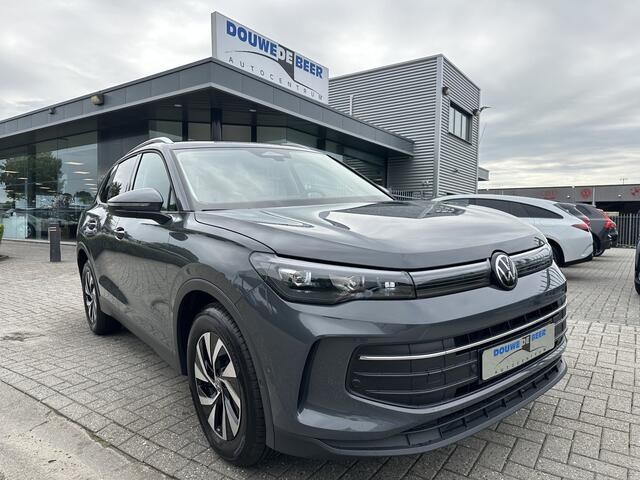 Volkswagen TIGUAN 1.5 eTSI Life Navi | Camera | Dodehoek