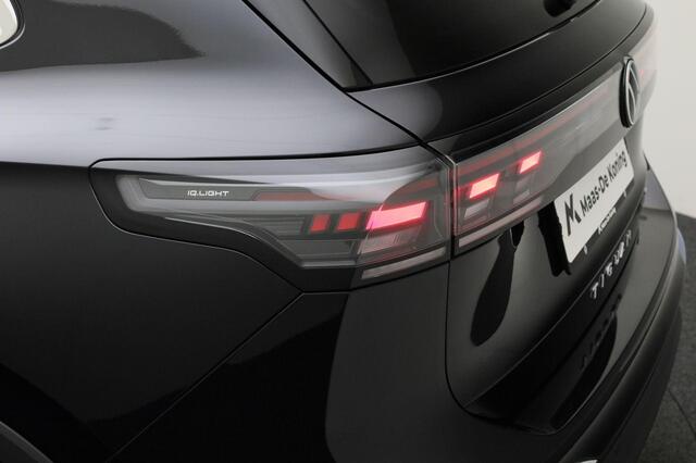 Volkswagen TIGUAN Elegance 1.5 110 kW/150PK · Navigatie · Trekhaak · Areavieuw Ergostoel Matrix-led