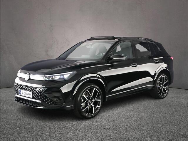 Volkswagen TIGUAN R-Line Edition 1.5 TSI eHybrid 204pk DSG Automaat Trekhaak, 360 camera, Panoramadak, Elektrische achterklep, Achteruitrijcamera, Adaptive cruise control