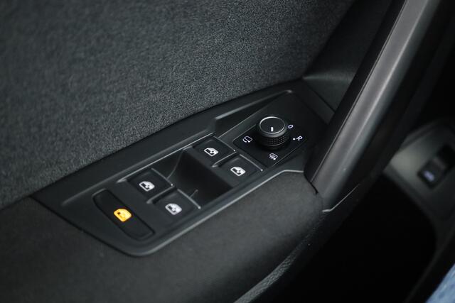 Volkswagen TIGUAN Allspace 1.5 TSI 7p. DSG | Pano | Navi | Stoel- Stuurverw. | Elek. Trekhaak | Elek. Achterklep | Adapt. Cruise