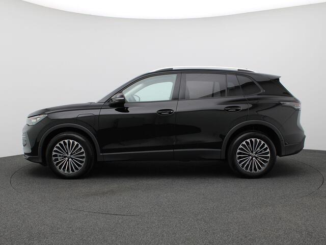Volkswagen TIGUAN 1.5 eHybrid Life Edition 204PK DSG Adaptieve Cruise Controle, Navi via Apple Carplay/Android Auto, Side Assist, Keyless, Achteruitrijcamera, Elektr. Achterklep, Stoel-Stuur-Achterbankverwarming, Voorruitverwarming, 18" LM Velgen