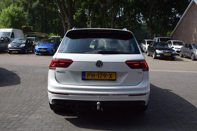 Volkswagen TIGUAN 1.4 TSI R-LINE! AFN. TREKHAAK/ADAP. CRUISE/CARPLAY