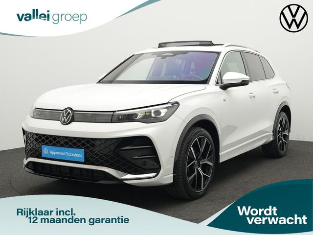 Volkswagen TIGUAN 1.5 eTSI 150 pk DSG R-Line Business | Panoramadak | Trekhaak | Adaptief onderstel | IQ Light | Head-up display | Rondomzicht camera | Harman/Kardon