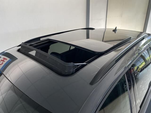 Volkswagen TIGUAN 1.4 TSI eHybrid R-Line Black style Panoramadak Sfeer IQ Light Trekhaak