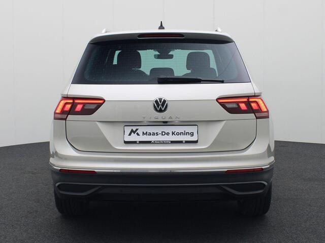 Volkswagen TIGUAN 1.5 TSI 150pk DSG Life · Apple/Android Car Play · Stoel & Stuurverwarming · Navigatie · Camera + parkeersensoren · Trekhaak wegklapbaar · Garantie t/m 24-03-2029 of 100.000km