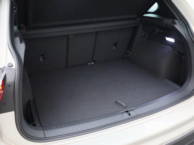 Volkswagen TIGUAN 1.5 TSI 150pk DSG Life · Apple/Android Car Play · Stoel & Stuurverwarming · Navigatie · Camera + parkeersensoren · Trekhaak wegklapbaar · Garantie t/m 24-03-2029 of 100.000km