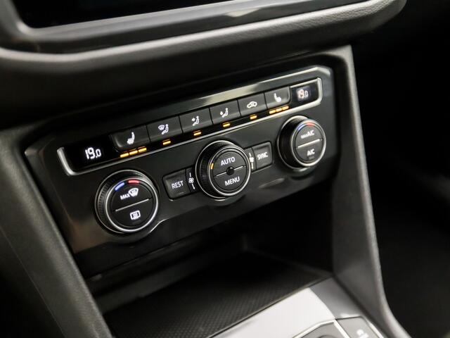 Volkswagen TIGUAN 1.5 TSI R-Line Black Sport 150Pk Automaat (2X R-LINE, VIRTUAL COCKPIT, APPLE CARPLAY, MEMORY SEATS, LEDER, STOELVERWARMING, TREKHAAK, ADAPTIVE CRUISE, NIEUWSTAAT)
