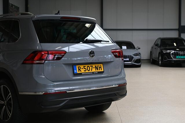 Volkswagen TIGUAN 1.5 TSI 150pk Elegance (facelift) | ACC | Trekhaak | Standkachel | 100% (Dealer) onderhouden label