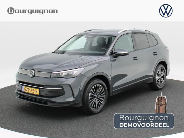 Volkswagen TIGUAN Life Edition 1.5 eTSi Automaat | Trekhaak | App Connect | Camera | Stoelverwarming